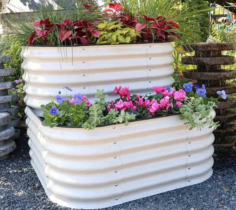 Flower bed