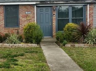 Bush Trimming by Doug Davis for James M. in Metairie, LA