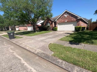 Roy G.'s Lawn Service service result