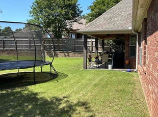 Dewayne I.'s Lawn Maintenance service result