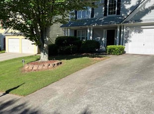 Kimberly W.'s Yard Cutting service result