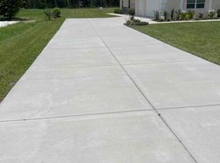 Hayes E.'s Lawn Maintenance service result