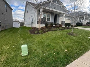Melanie R.'s Lawn Service service result