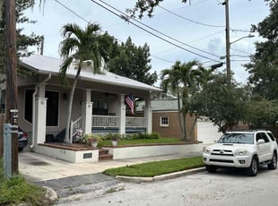 Antulio A.'s Lawn Maintenance service result