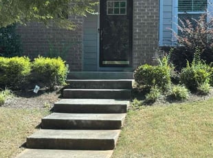 Bryena D.'s Flower Bed Weeding service result