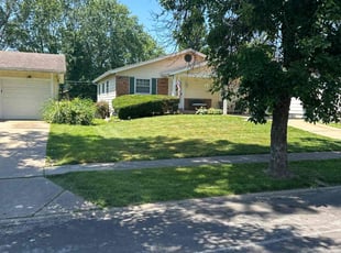 Ellen W.'s Lawn Service service result