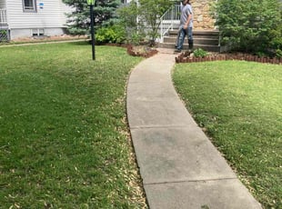 Amy V.'s Lawn Service service result