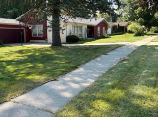 Ellie H.'s Lawn Mowing service result