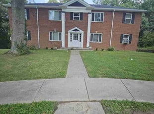 Jon E.'s Lawn Service service result