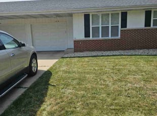 Stephanie G.'s Lawn Care service result