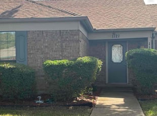 Monica C.'s Bush Trimming service result
