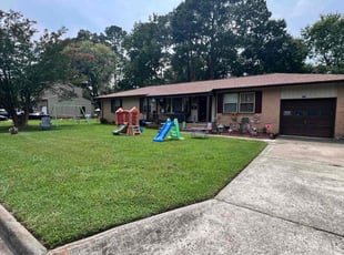Melissa M.'s Lawn Care service result