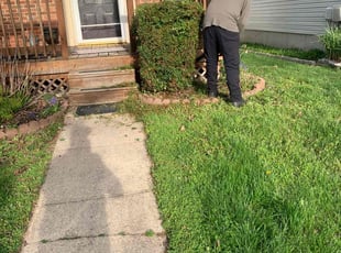 Bush Trimming by Kenny Bratton for Rose D. in Pasadena, MD