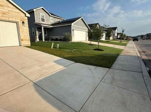 Britney G.'s Lawn Service service result