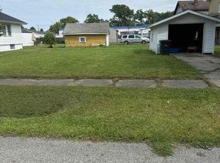 Amanda R.'s Lawn Maintenance service result