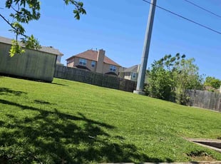 Victoria M.'s Yard Cutting service result