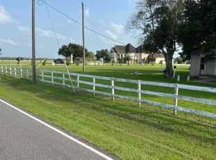 Melanie W.'s Lawn Service service result