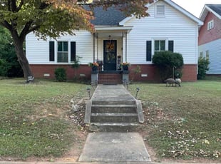 Daniel B.'s Lawn Maintenance service result