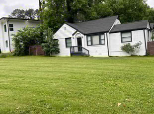 Kim B.'s Grass Cutting service result