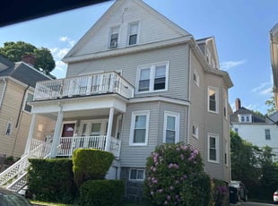 Jill M.'s Bush Trimming service result