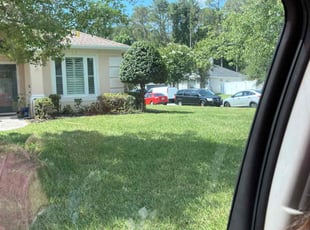 Bush Trimming by Bradly Reil for ANESTACIA S. in Jacksonville, FL