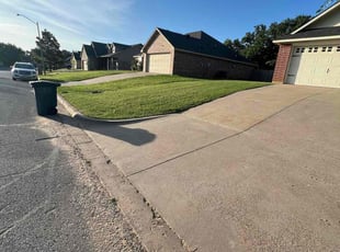 Debrah W.'s Lawn Service service result