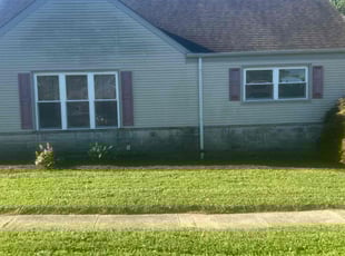 Weeding by Dominik Duncan for Kaitlyn S. in Cincinnati, OH
