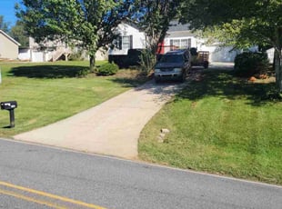 WILLIAM G.'s Lawn Mowing Service service result
