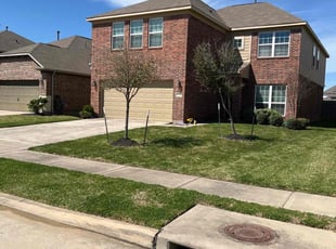 Kate S.'s Lawn Maintenance service result