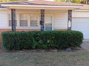 Bush Trimming by Joshua Mcinturff for Daniel p. in Oklahoma City, OK