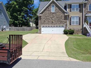 Nissa L.'s Lawn Mowing service result