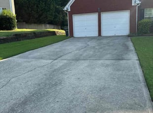 Gloria S.'s Grass Cutting service result