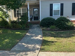 Jennifer W.'s Lawn Mowing Service service result