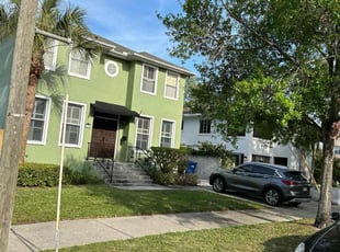 Bush Trimming by Feliciano Perez for Shaina T. in Tampa, FL