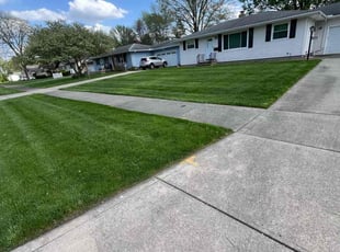Kim M.'s Lawn Service service result