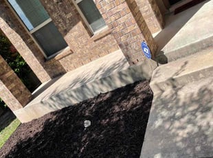 Mulching by Noe Perez for Nick L. in San Antonio, TX