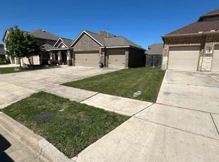 Lauren B.'s Lawn Maintenance service result