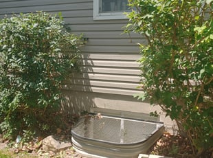 Bush Trimming by Bryan Medlyn for Rowyn B. in Eagle Mountain, UT