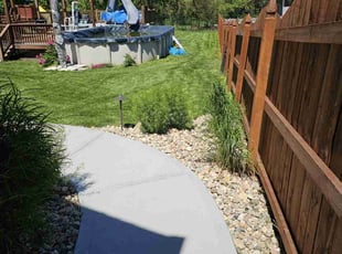 Sandra R.'s Lawn Mowing service result