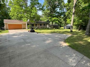 Taryn E.'s Lawn Care service result