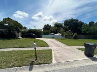 Lara G.'s Lawn Mowing service result