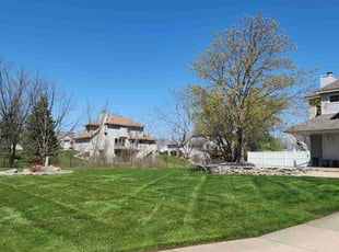 Elizabeth F.'s Lawn Service service result