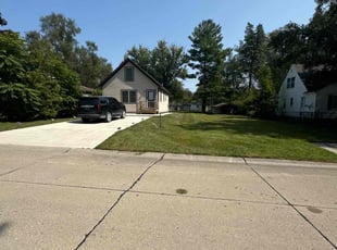 Anaykia E.'s Lawn Mowing Service service result
