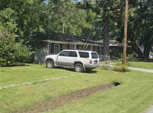 Amber F.'s Lawn Care service result