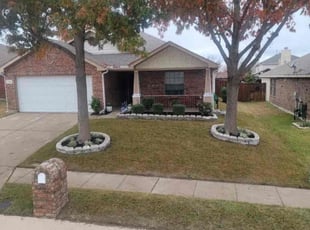 Kelly L.'s Leaf Removal service result
