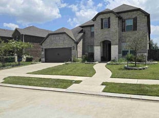 Tom V.'s Lawn Maintenance service result