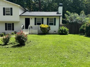 Mary S.'s Lawn Mowing service result