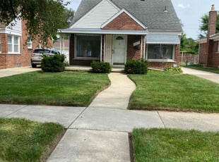 Jennifer H.'s Lawn Maintenance service result