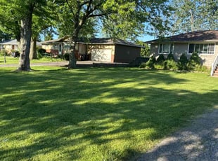 Jen P.'s Lawn Care service result