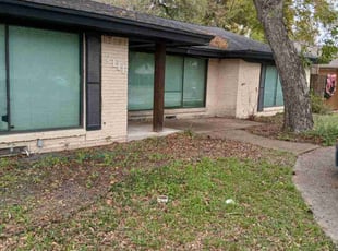 Leaf Removal by Valente Alvarado for Ethan S. in Dallas, TX